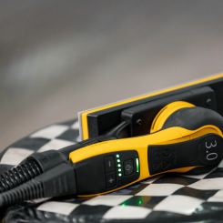 Ponceuse rectangulaire Mirka DEOS II 383CV 70x198mm 3,0 boîte carton (MID3834044)